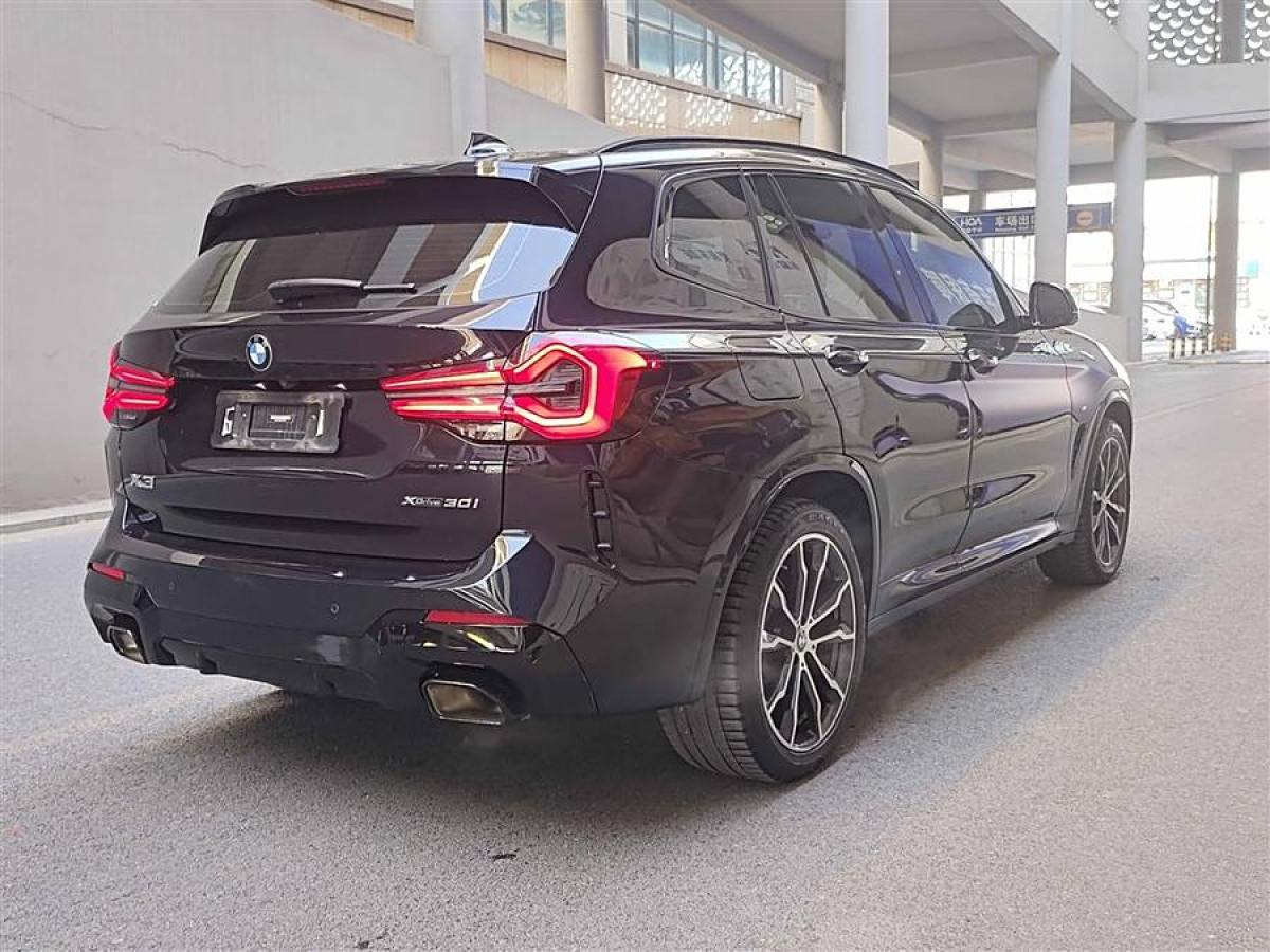 寶馬 寶馬X3  2022款 xDrive30i 領(lǐng)先型 M曜夜套裝圖片