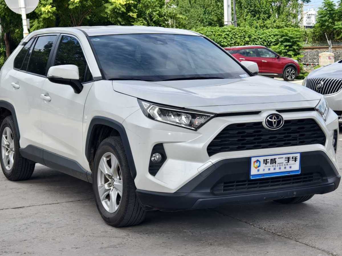 2022年3月豐田 RAV4  2018款 榮放 2.0L CVT兩驅(qū)都市版