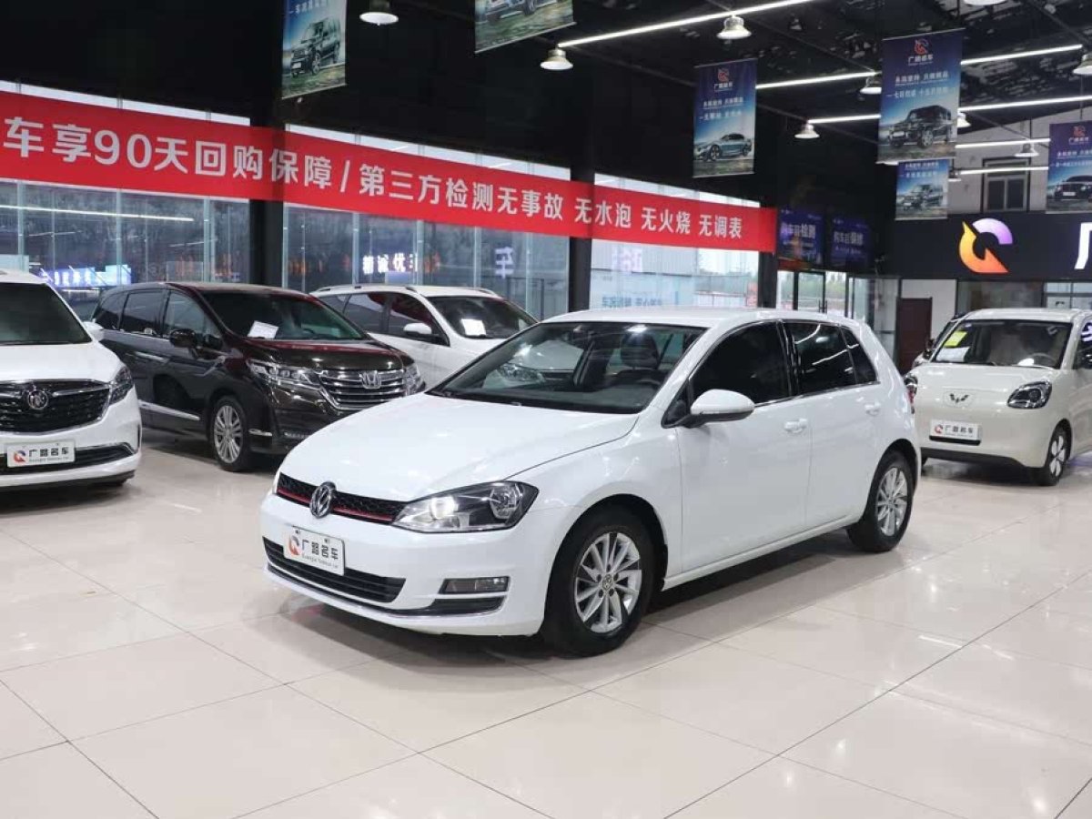 大眾 高爾夫  2014款 1.6L 手動時(shí)尚型圖片