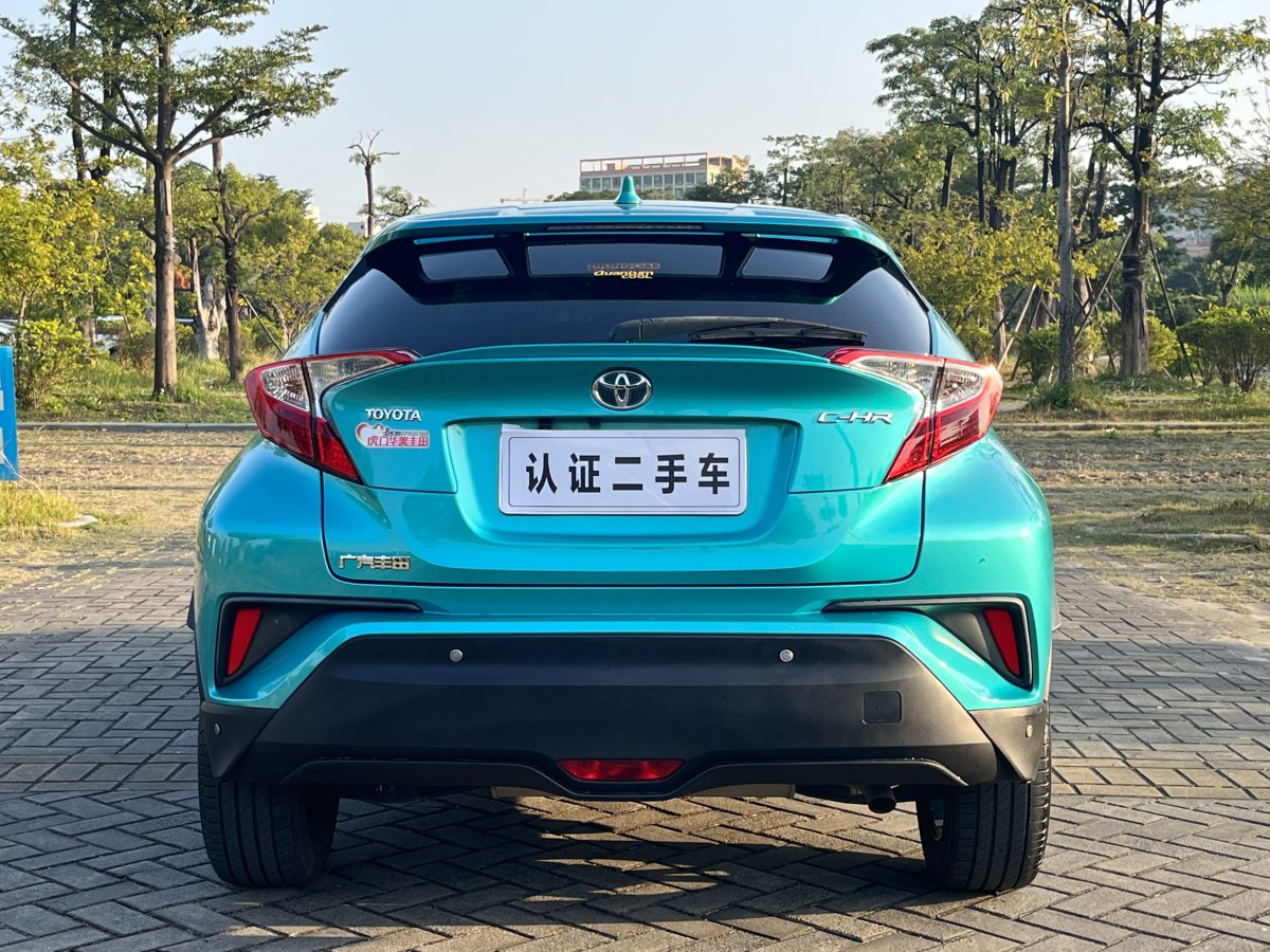 豐田 C-HR  2018款 2.0L 領(lǐng)先版 國VI圖片