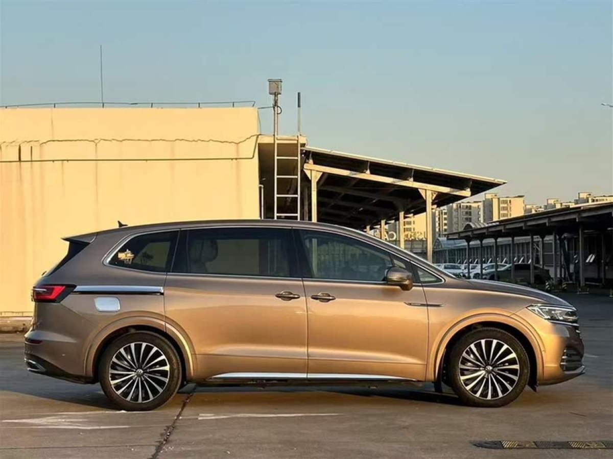 大眾 威然  2023款 改款 380TSI 尊貴版圖片