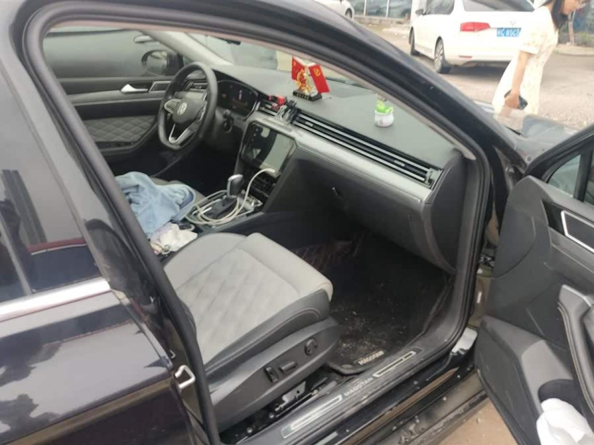 大眾 邁騰  2023款 200萬輛紀念版 330TSI DSG領(lǐng)先型圖片