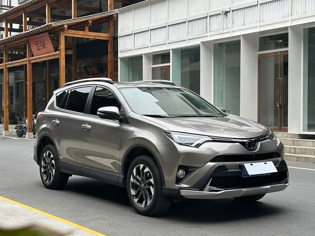 豐田 RAV4榮放  2018款 2.5L 自動四驅精英i版圖片