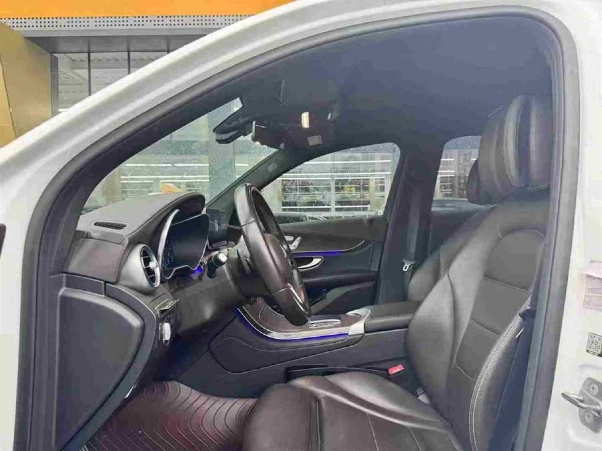奔馳 奔馳GLC  2025款 改款 GLC 260 L 4MATIC 豪華型圖片