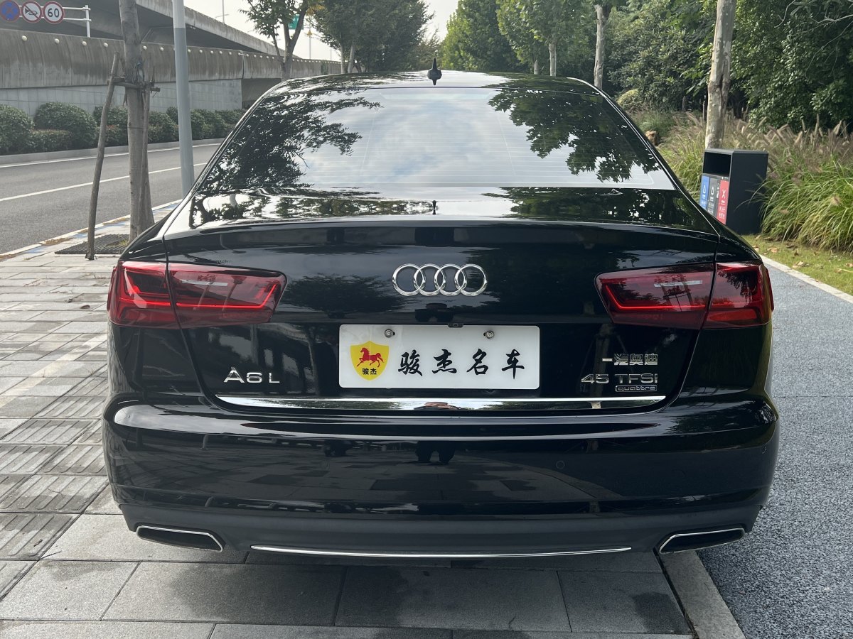 奧迪 奧迪A6L  2016款 45 TFSI quattro 運(yùn)動(dòng)型圖片