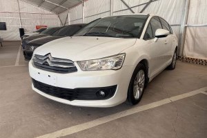 世嘉 雪鐵龍 1.6L 自動車載互聯(lián)版