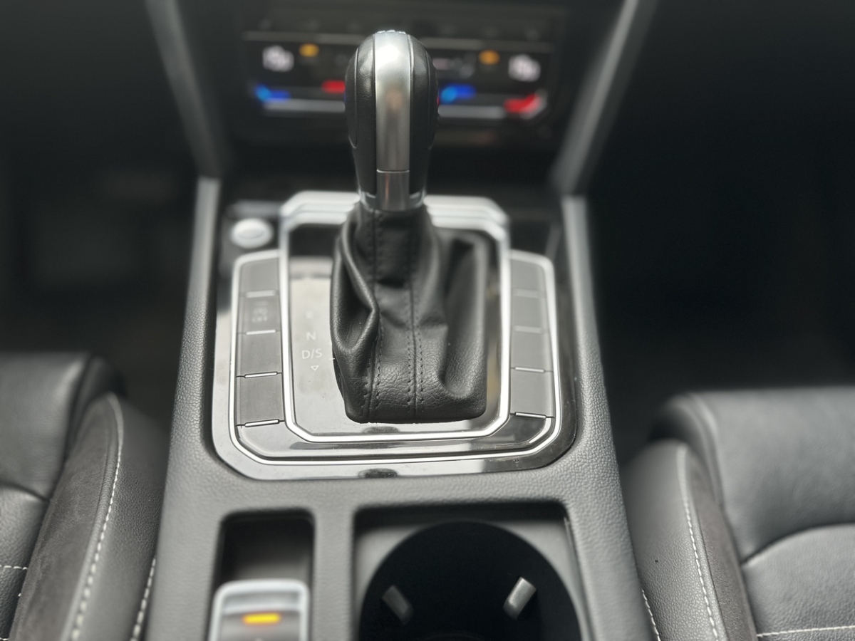 大眾 邁騰  2020款 330TSI DSG 領先型圖片