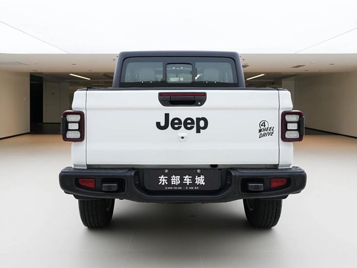 2023年4月Jeep 角斗士  2023款 3.6L Overland