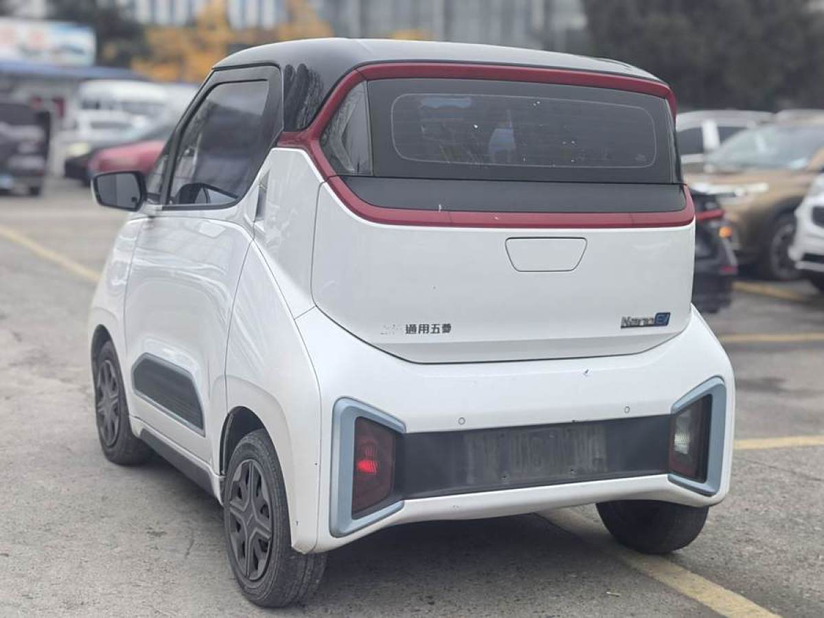 五菱 五菱NanoEV  2022款 樂享款圖片