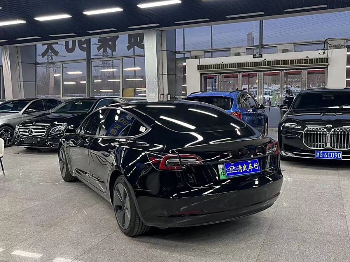 特斯拉 Model Y  2023款 后輪驅(qū)動版圖片