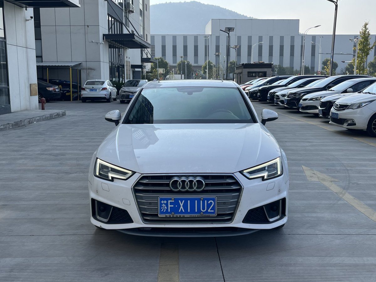 奧迪 奧迪A4L  2019款 40 TFSI 時(shí)尚型 國(guó)V圖片