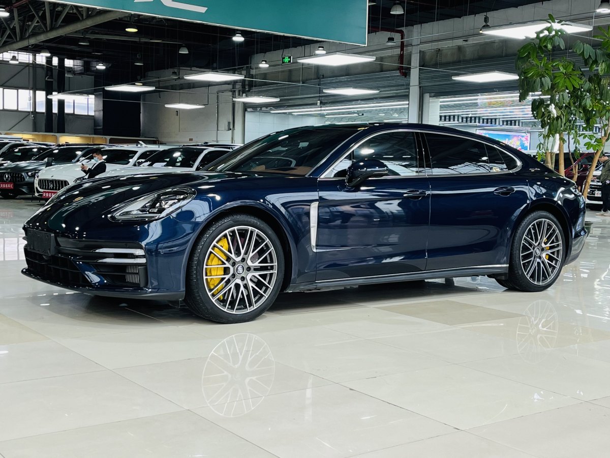 保时捷 Panamera  2021款  Panamera Turbo S 行政加长版 4.0T图片