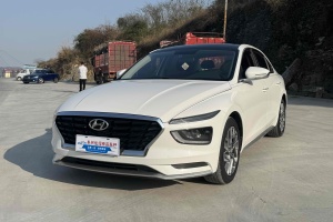 名圖 現(xiàn)代 1.8L CVT精英版GLX