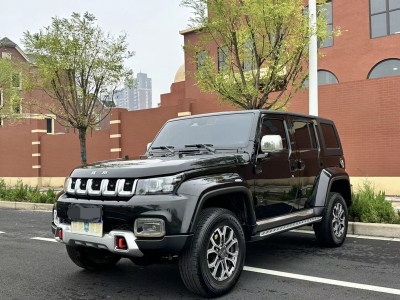 2022年4月 北京 BJ40 2.0T 自動四驅(qū)城市獵人版?zhèn)b客型圖片