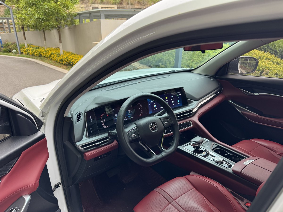 長安 CS75 PLUS  2021款 2.0T 自動領(lǐng)航型圖片