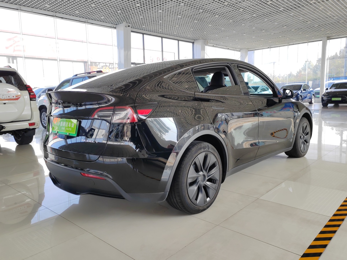 特斯拉 Model Y  2023款 煥新版 后輪驅(qū)動圖片