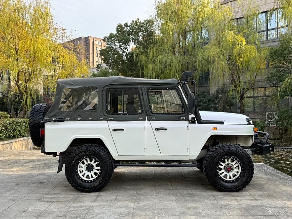 北汽制造 BJ 212  2018款 2.8T 三角門(mén) 柴油版圖片