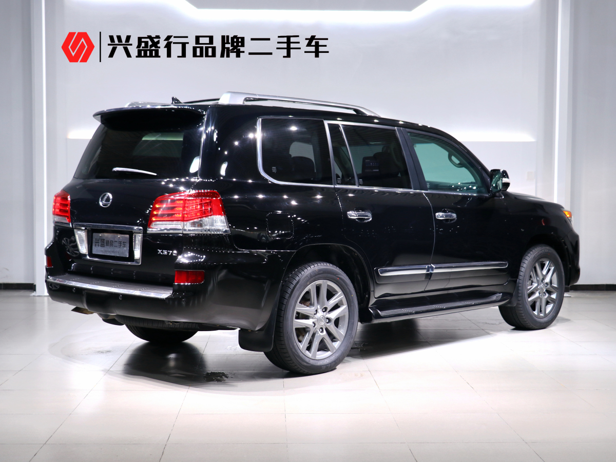 2015年4月雷克薩斯 LX  2015款 LX570 中東版