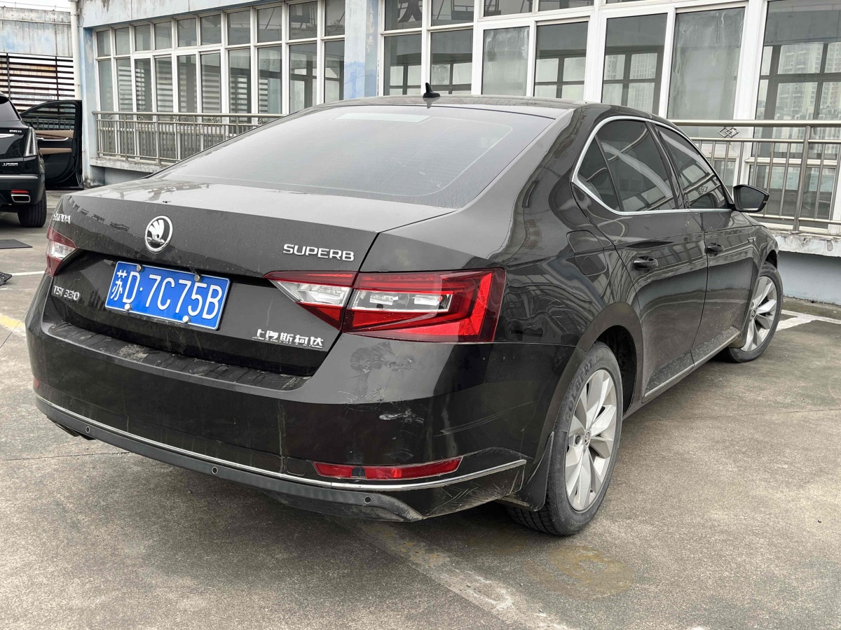 斯柯達(dá) 速派  2016款 TSI330 DSG創(chuàng)行版圖片