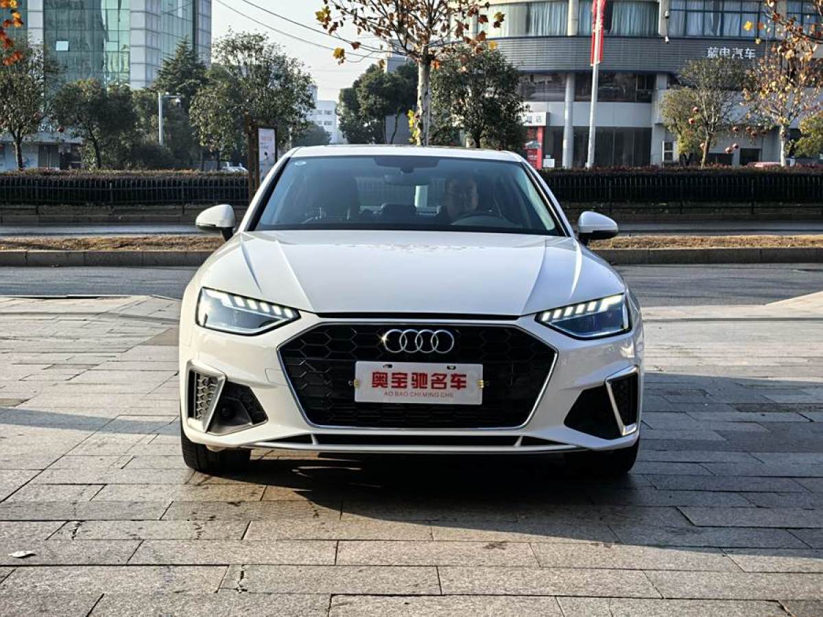 奧迪 奧迪A4L  2022款 40 TFSI 時尚動感型圖片