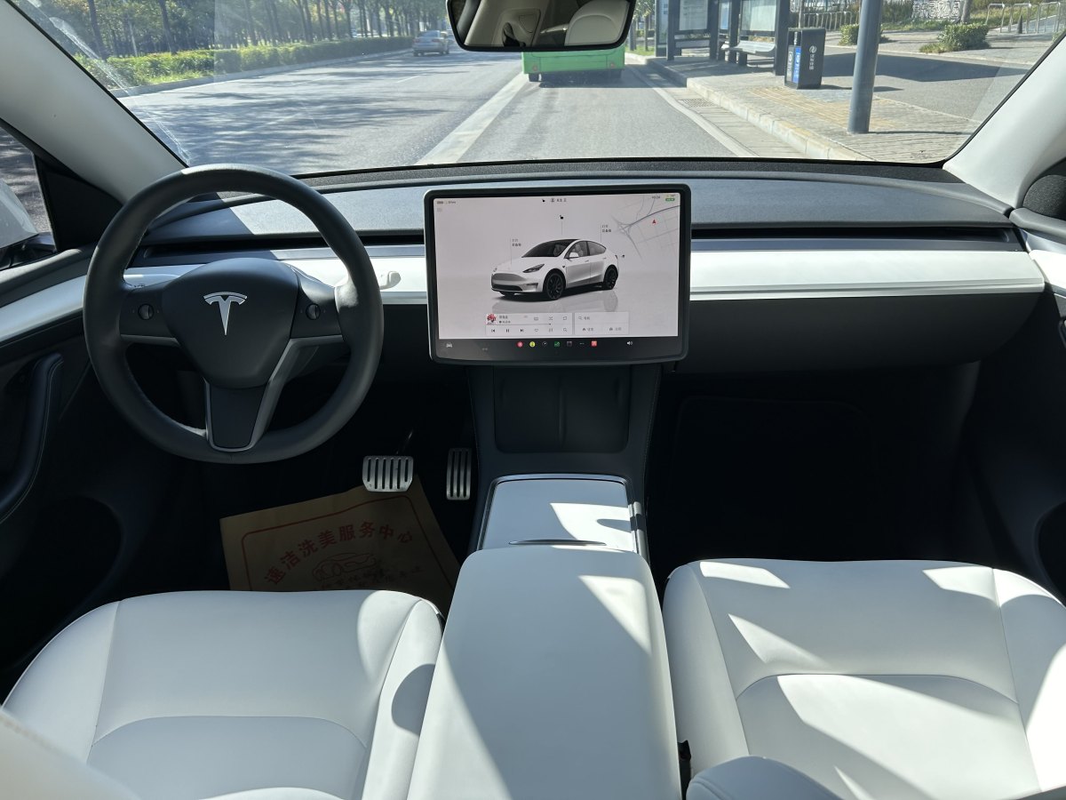 特斯拉 Model Y  2021款 改款 Performance高性能全輪驅(qū)動(dòng)版圖片