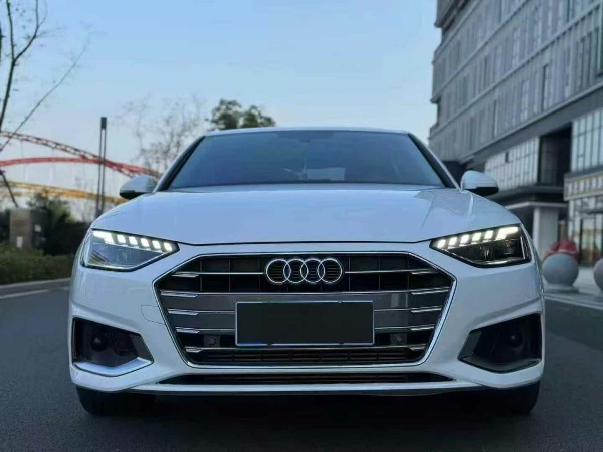 奧迪 奧迪A4L  2022款 35 TFSI 時(shí)尚動(dòng)感型圖片