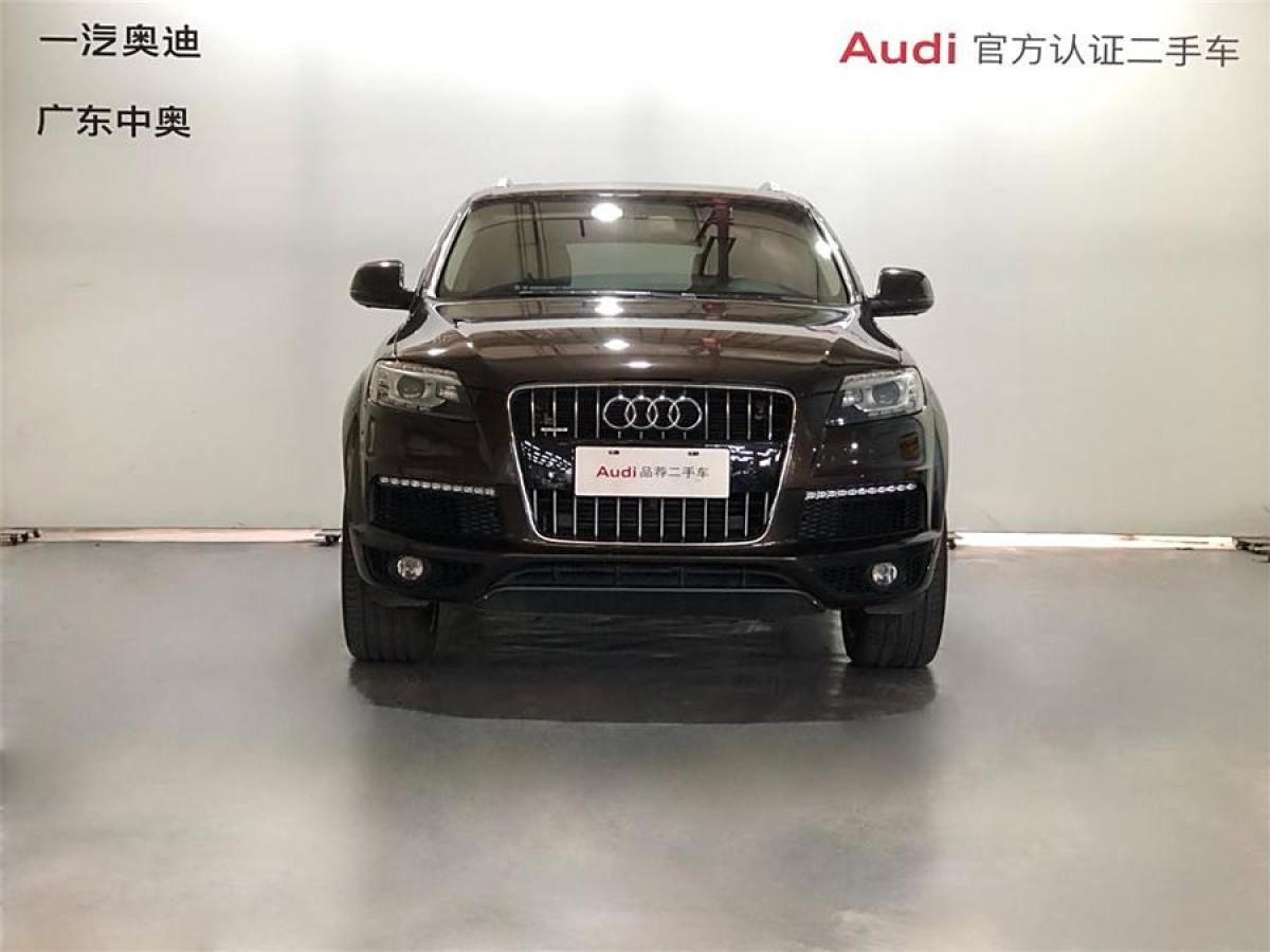 奧迪 奧迪Q7  2014款 35 TFSI 運(yùn)動(dòng)型圖片