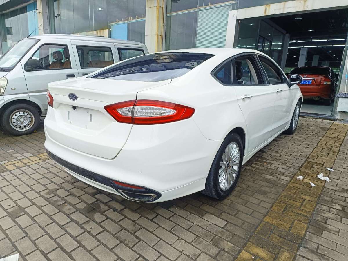 福特 蒙迪歐  2013款 2.0L GTDi200時(shí)尚型圖片