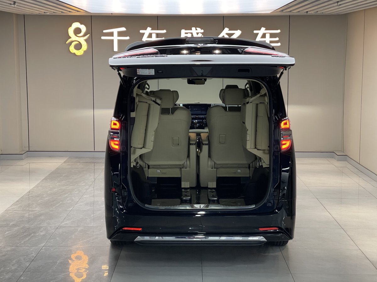 豐田 威爾法  2021款 皇冠 雙擎 2.5L HV至尊版圖片