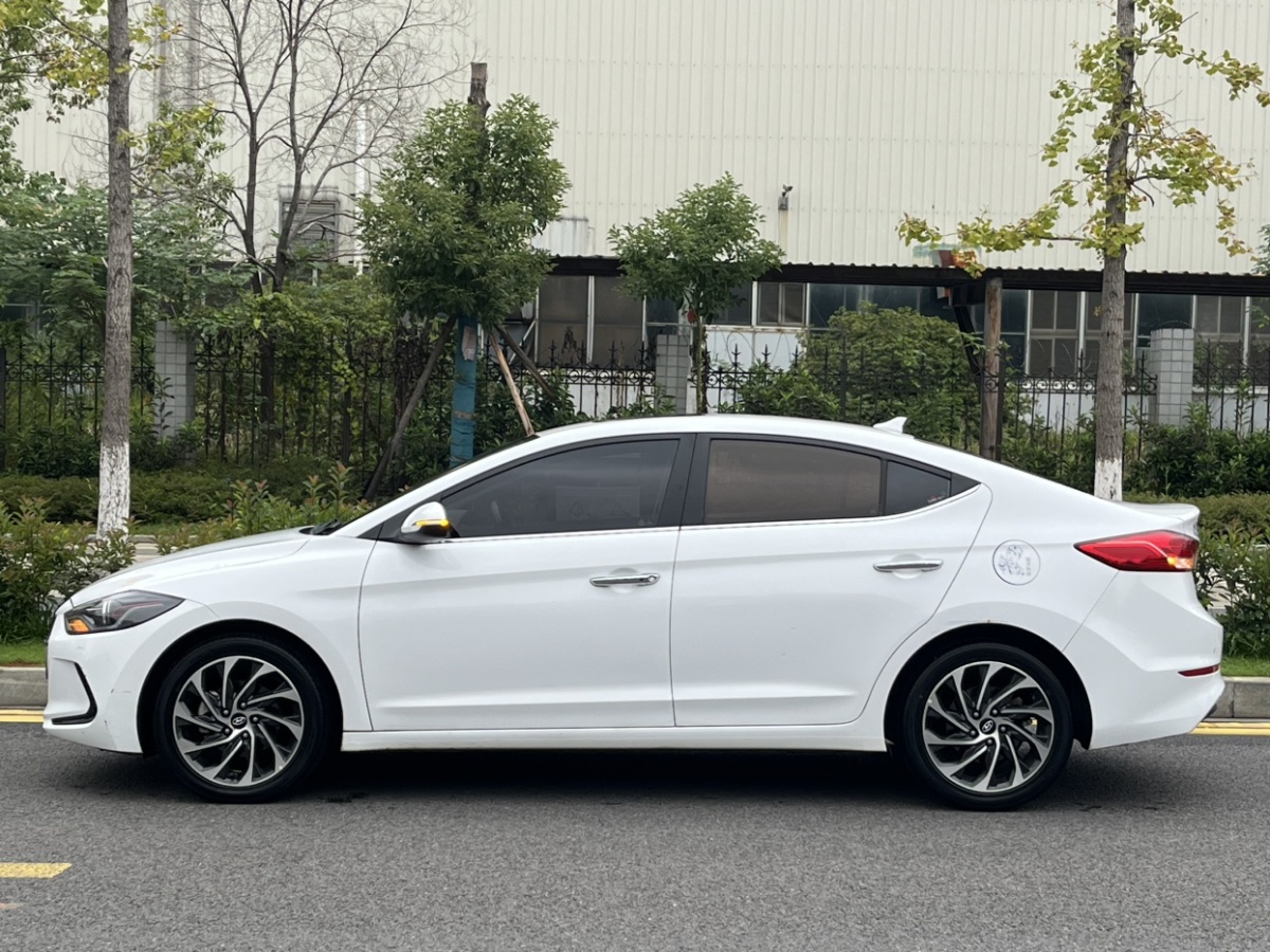 現(xiàn)代 領(lǐng)動(dòng)  2020款 1.5L CVT智炫?精英型圖片