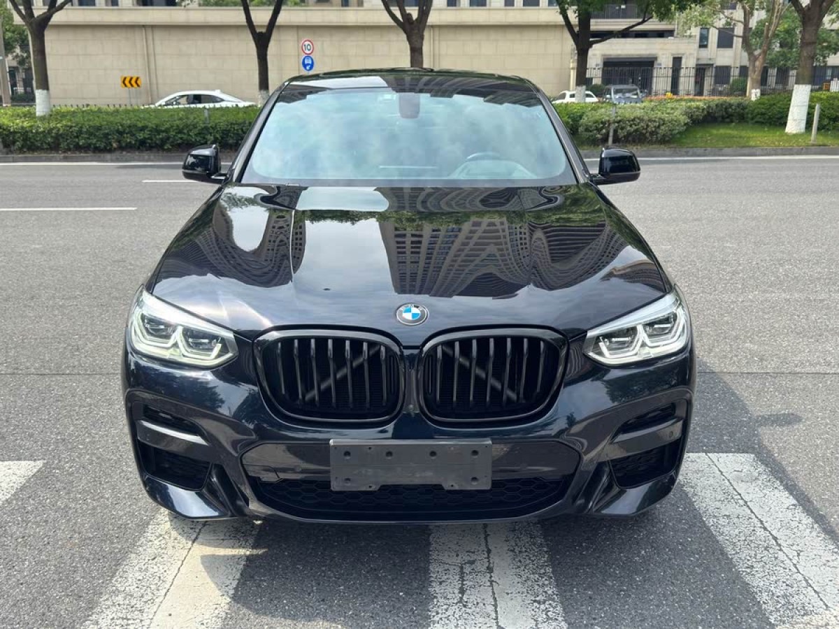 寶馬 寶馬X4  2021款 改款 xDrive 30i M運(yùn)動(dòng)曜夜套裝圖片