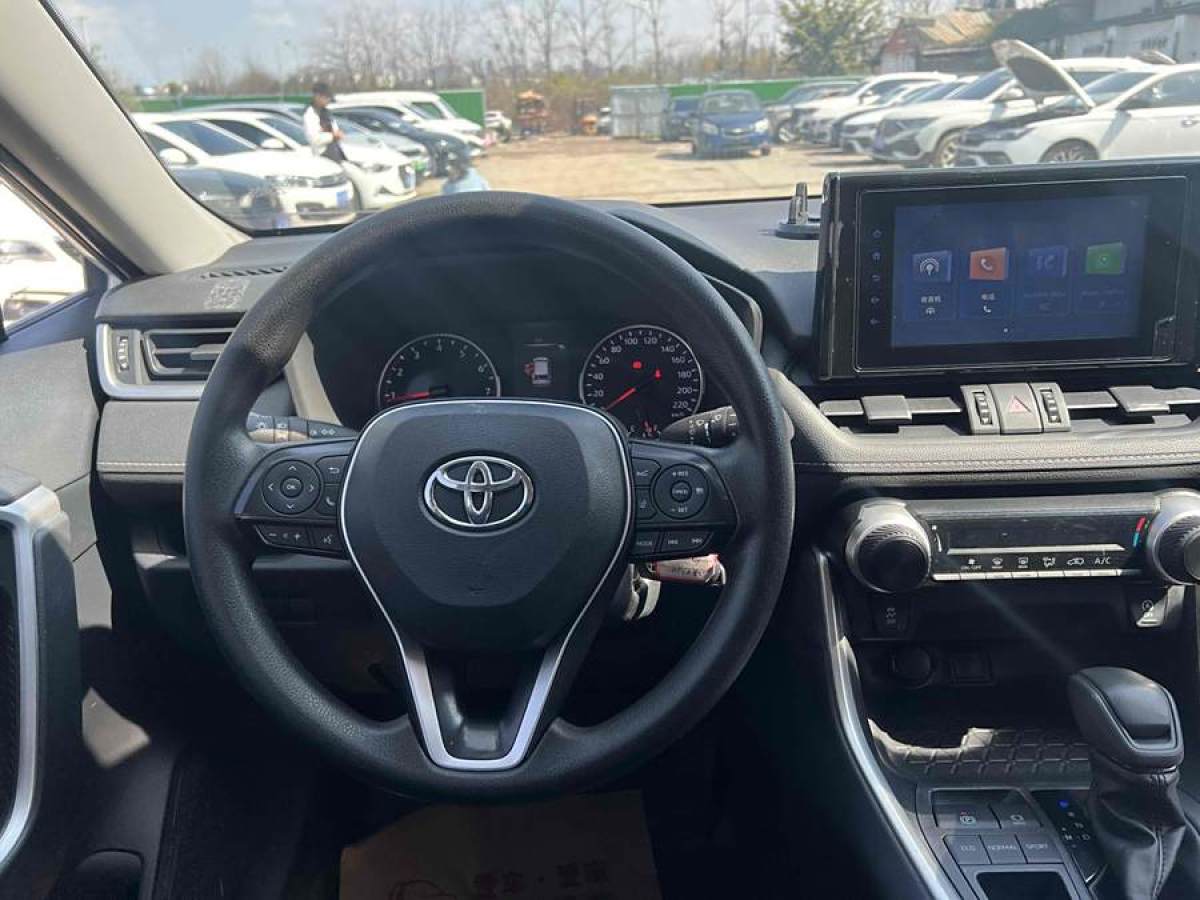 豐田 RAV4榮放  2022款 2.0L CVT兩驅(qū)都市版圖片