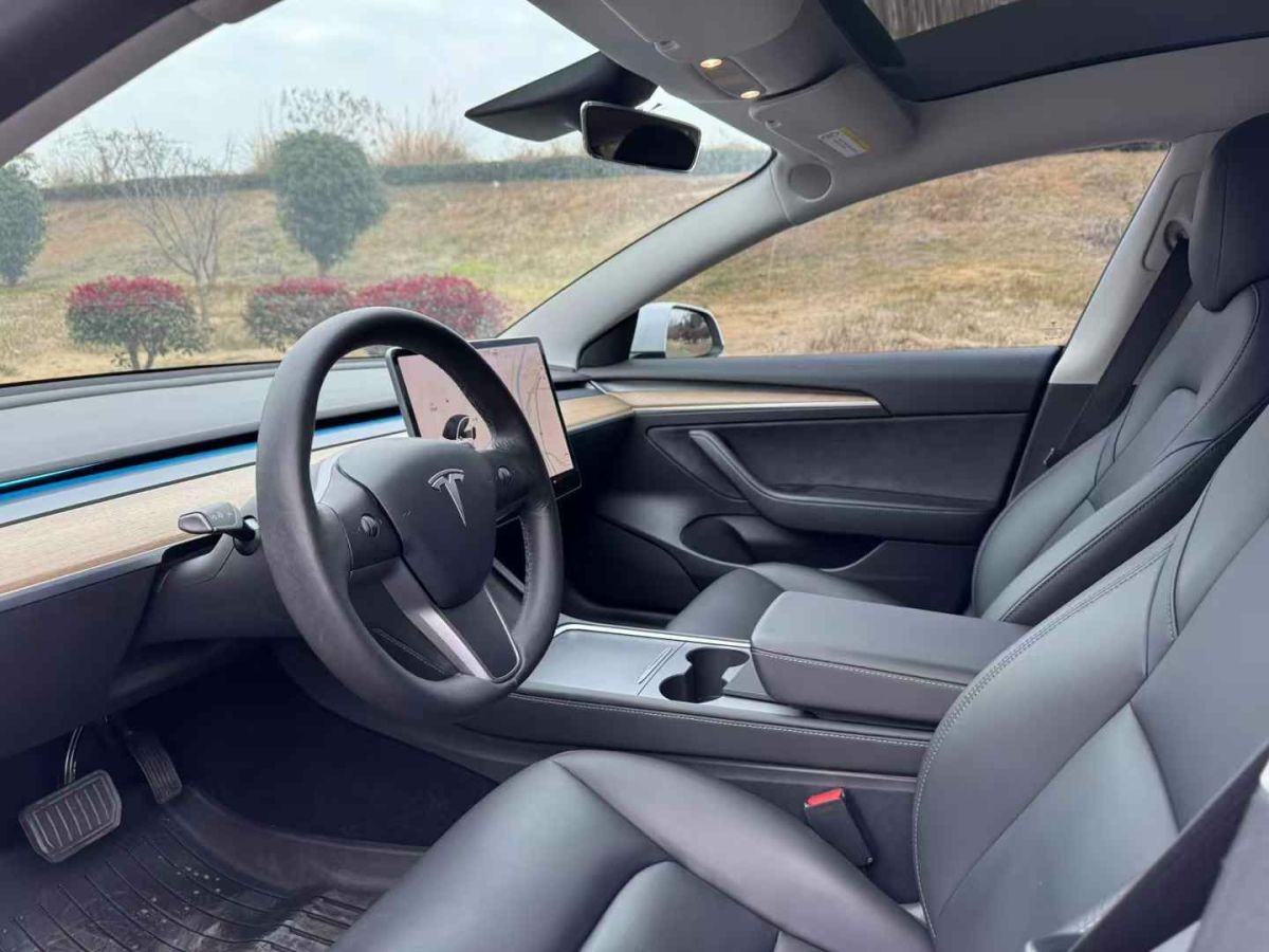 特斯拉 Model S  2021款 Plaid Plus 版圖片