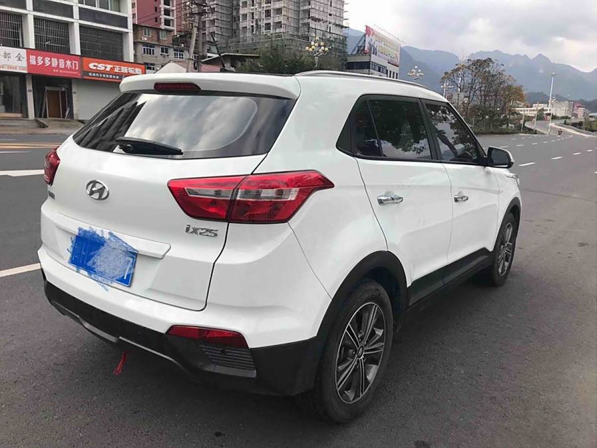 現(xiàn)代 ix25  2015款 1.6L 自動兩驅(qū)智能型GLS圖片