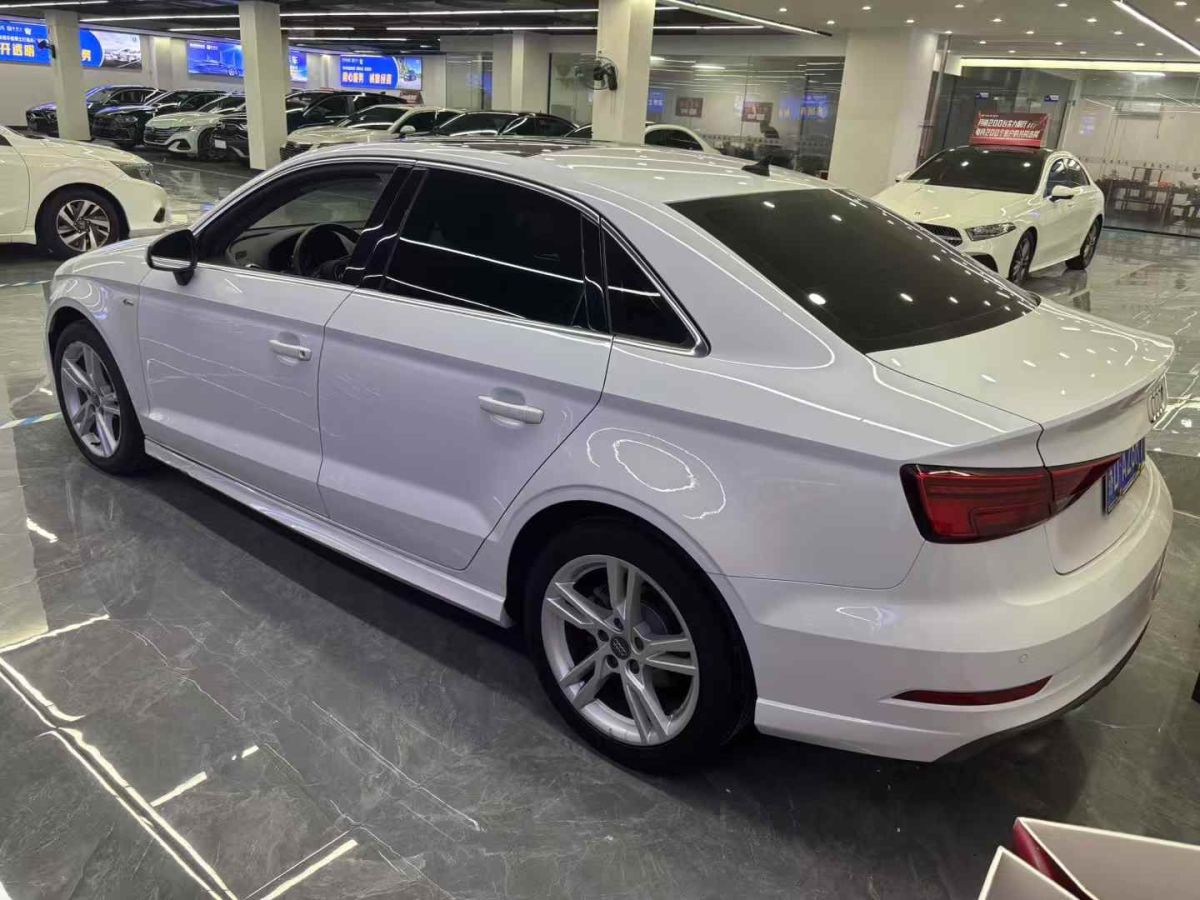奧迪 奧迪A3  2020款 Limousine 35 TFSI 時(shí)尚型圖片