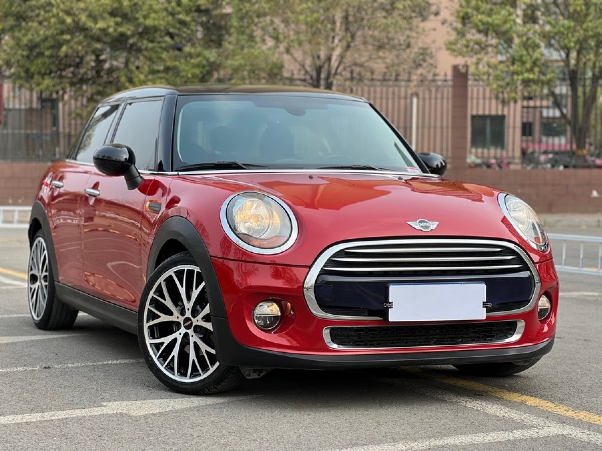 MINI MINI  2015款 1.5T COOPER Fun 五門版圖片