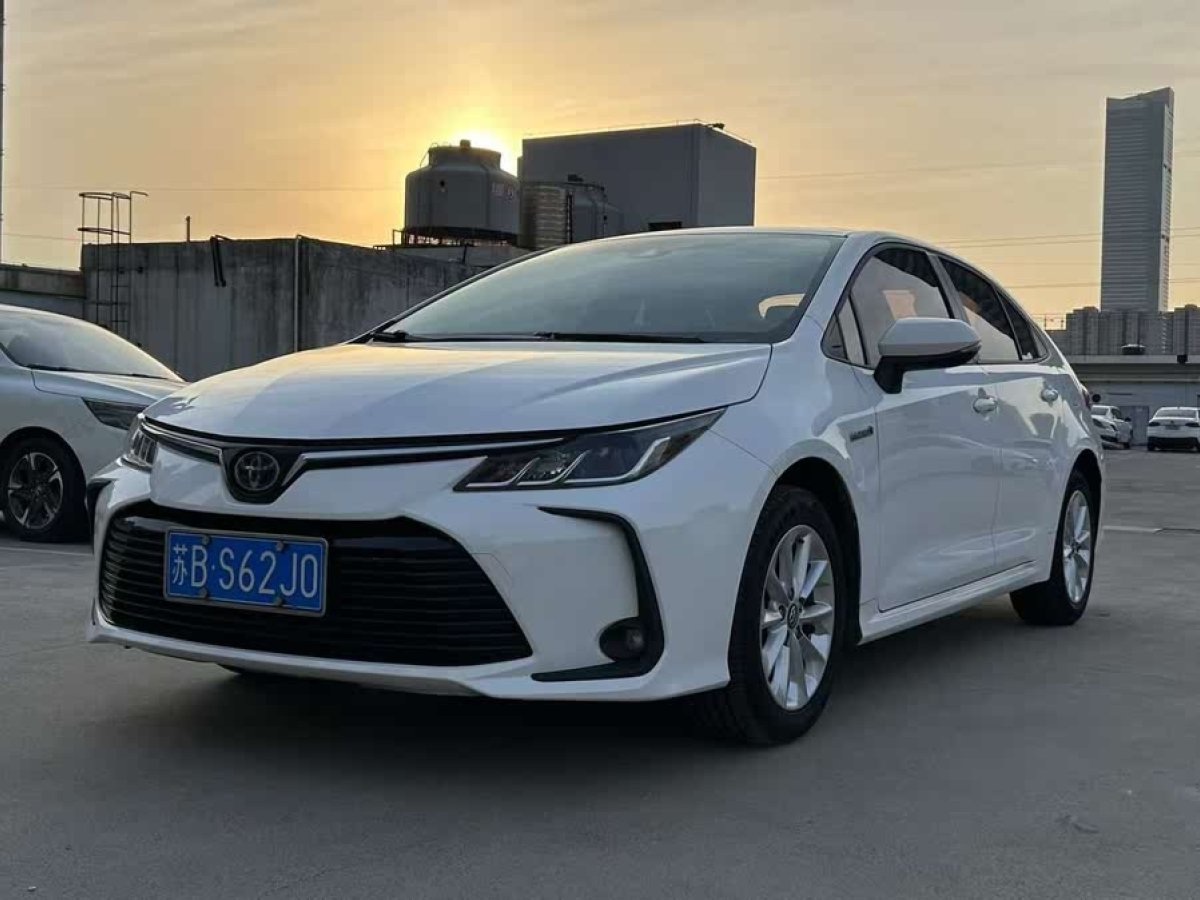 豐田 卡羅拉  2021款 雙擎 1.8L E-CVT精英版圖片