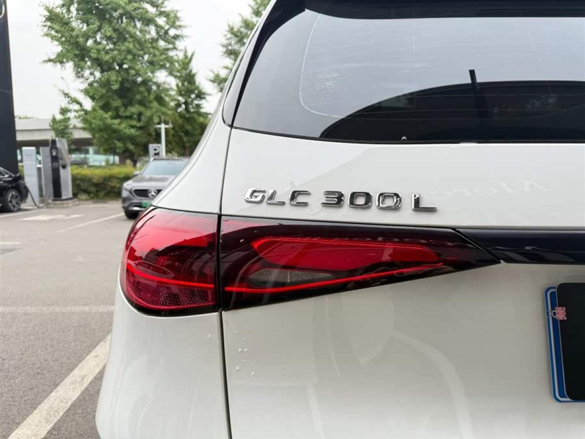 奔馳 奔馳GLC  2024款 改款 GLC 300 L 4MATIC 動(dòng)感型 5座圖片