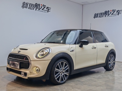 2020年3月 MINI MINI 2.0T COOPER S 藝術(shù)家 五門版圖片