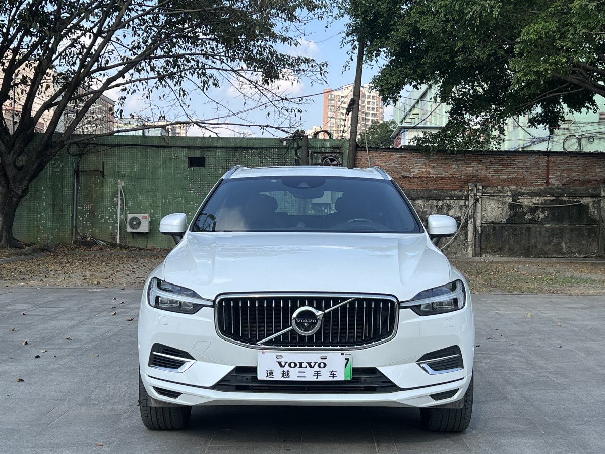 沃爾沃 XC60新能源  2021款 T8 E驅(qū)混動 智雅豪華版圖片