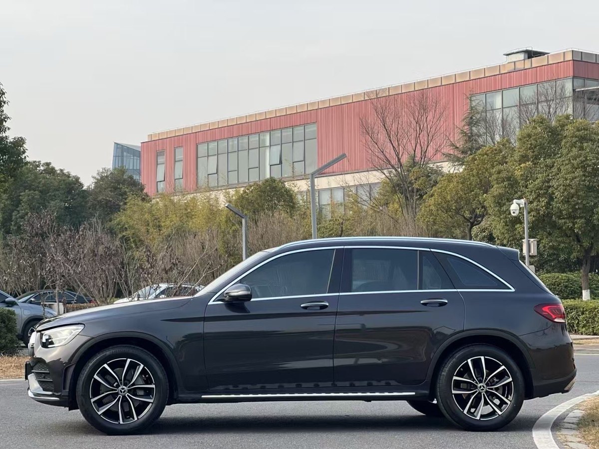 奔馳 奔馳GLC  2018款 改款 GLC 260 4MATIC 豪華型圖片