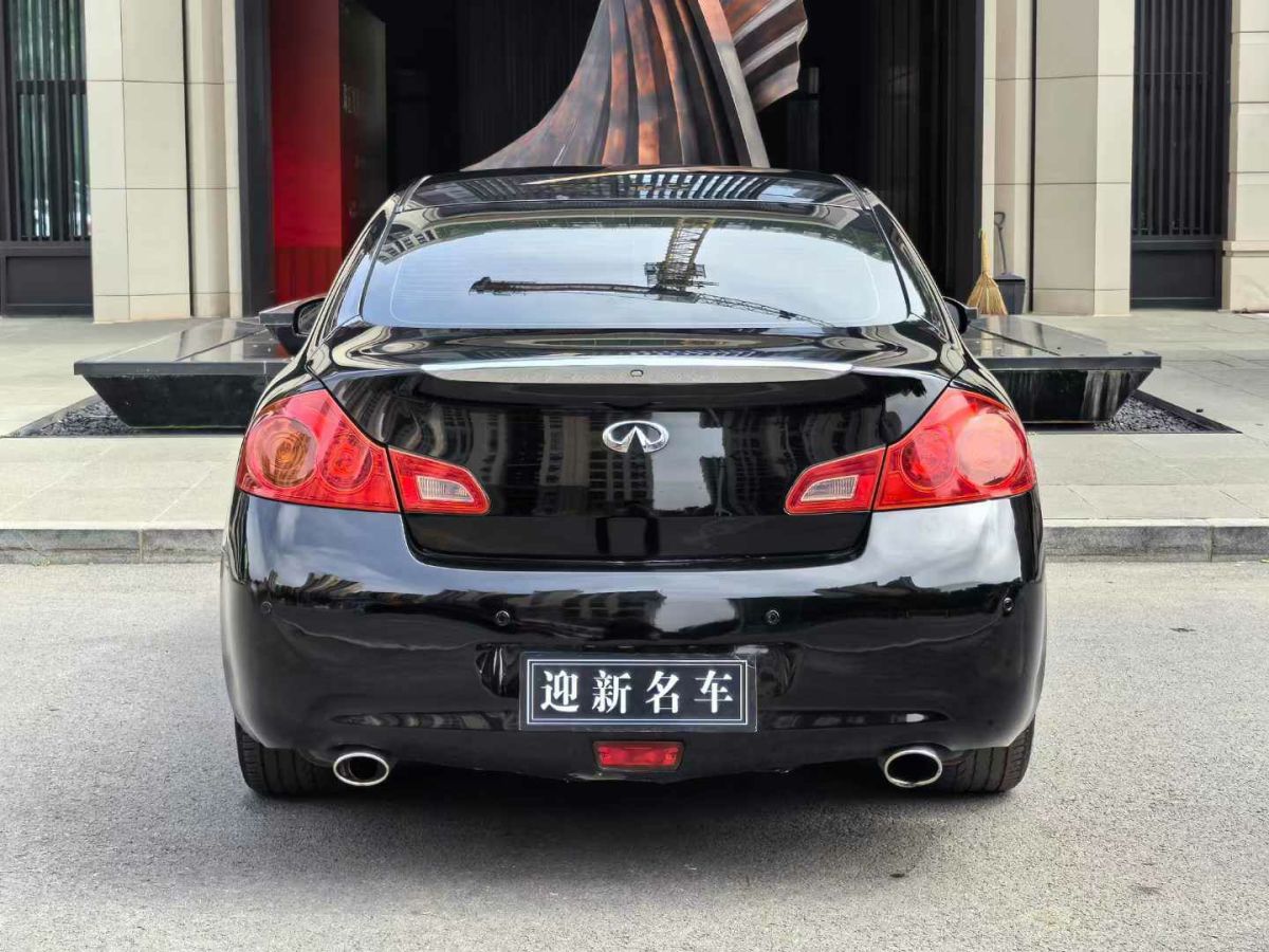 英菲尼迪 FX  2008款 30 3.0T 柴油四驱版图片