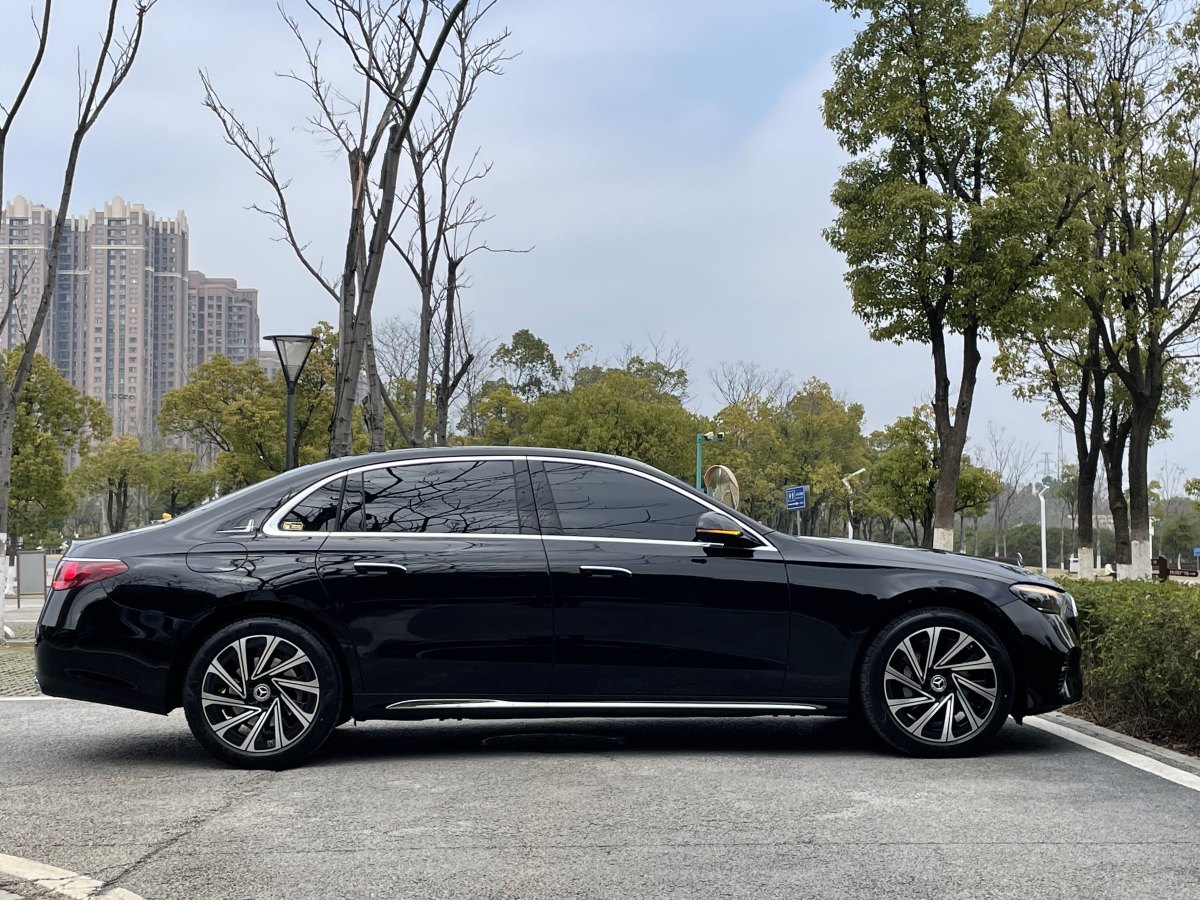 奔馳 奔馳E級  2024款 E 300 L 豪華型圖片