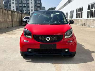 2016年6月 smart fortwo 0.9T 66千瓦敞篷先锋版图片