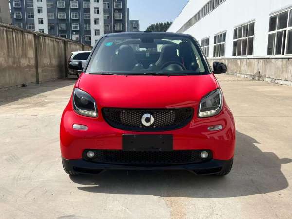 smart fortwo  2016款 0.9T 66千瓦敞篷先锋版