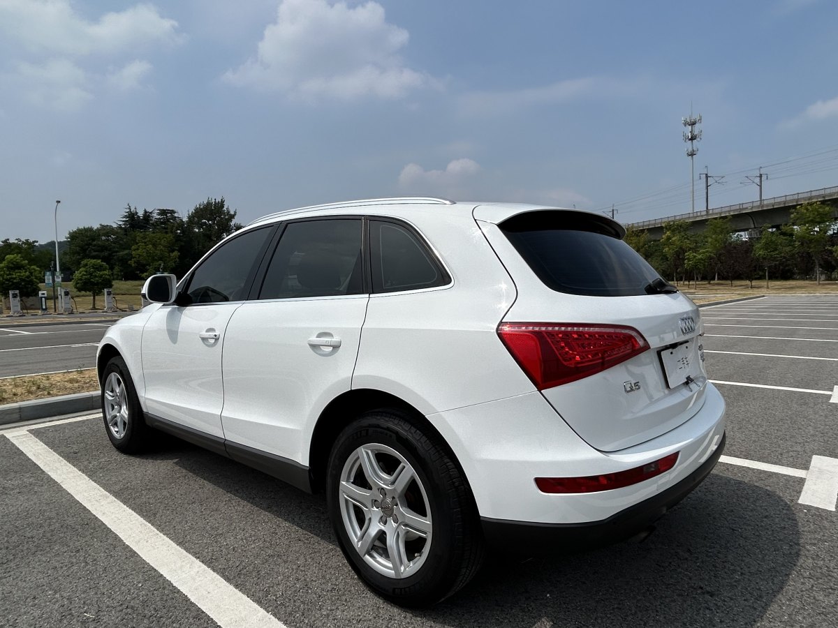 奥迪 奥迪Q5  2012款 2.0TFSI 舒适型图片