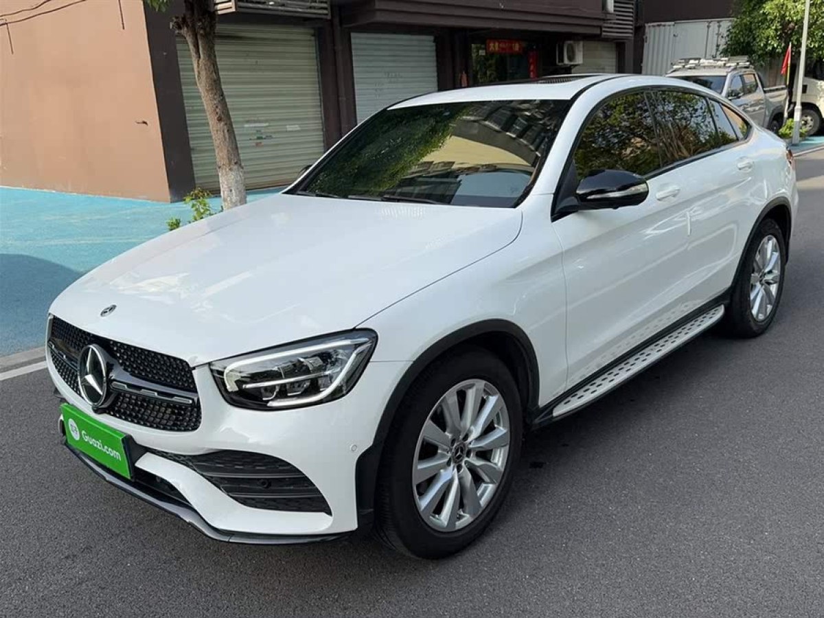 奔馳 奔馳GLC  2023款 改款 GLC 260 4MATIC 轎跑SUV圖片
