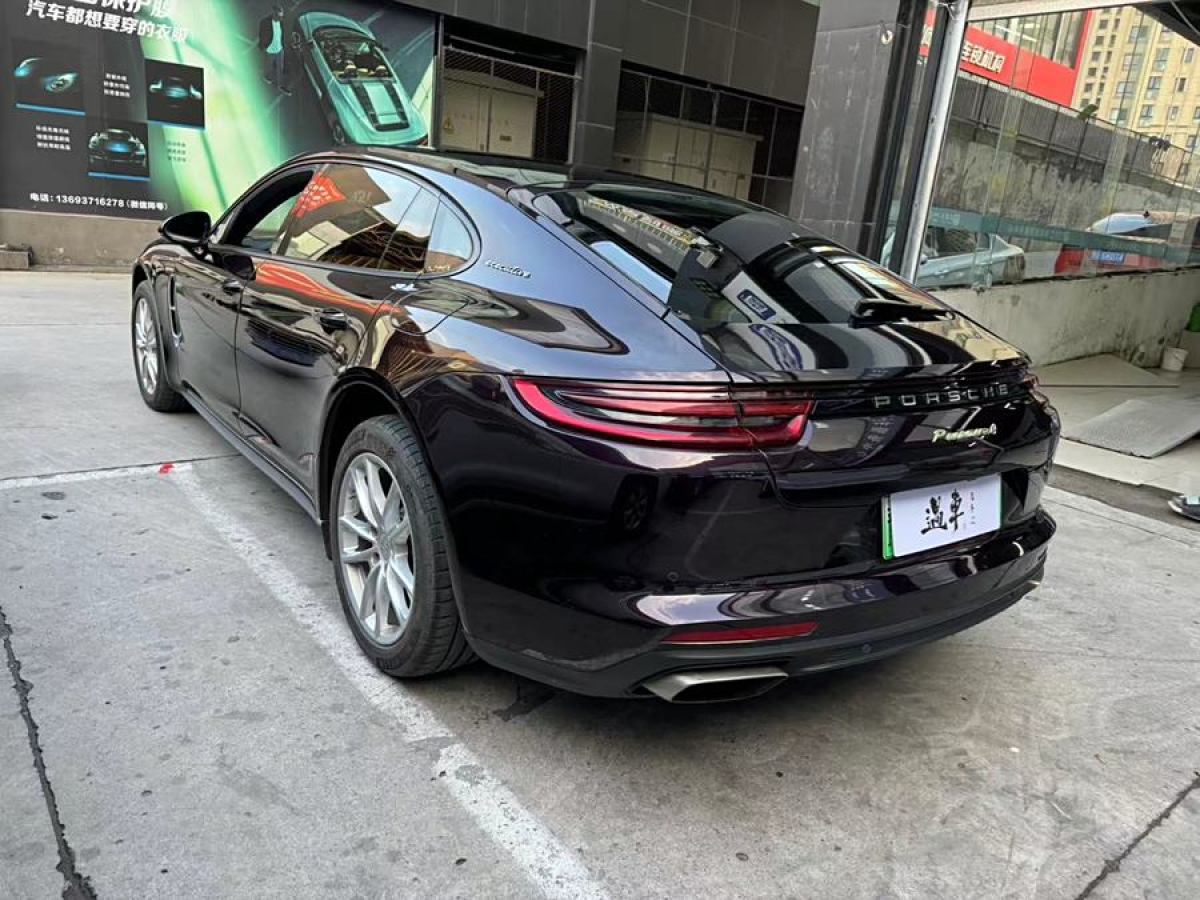 2018年11月保時捷 Panamera新能源  2017款 Panamera 4 E-Hybrid 行政加長版 2.9T