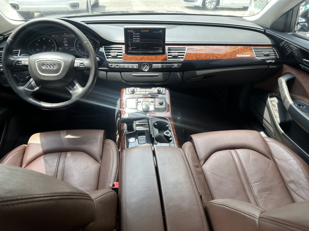 奧迪 奧迪A8  2012款 A8L 45 TFSI quattro舒適型圖片