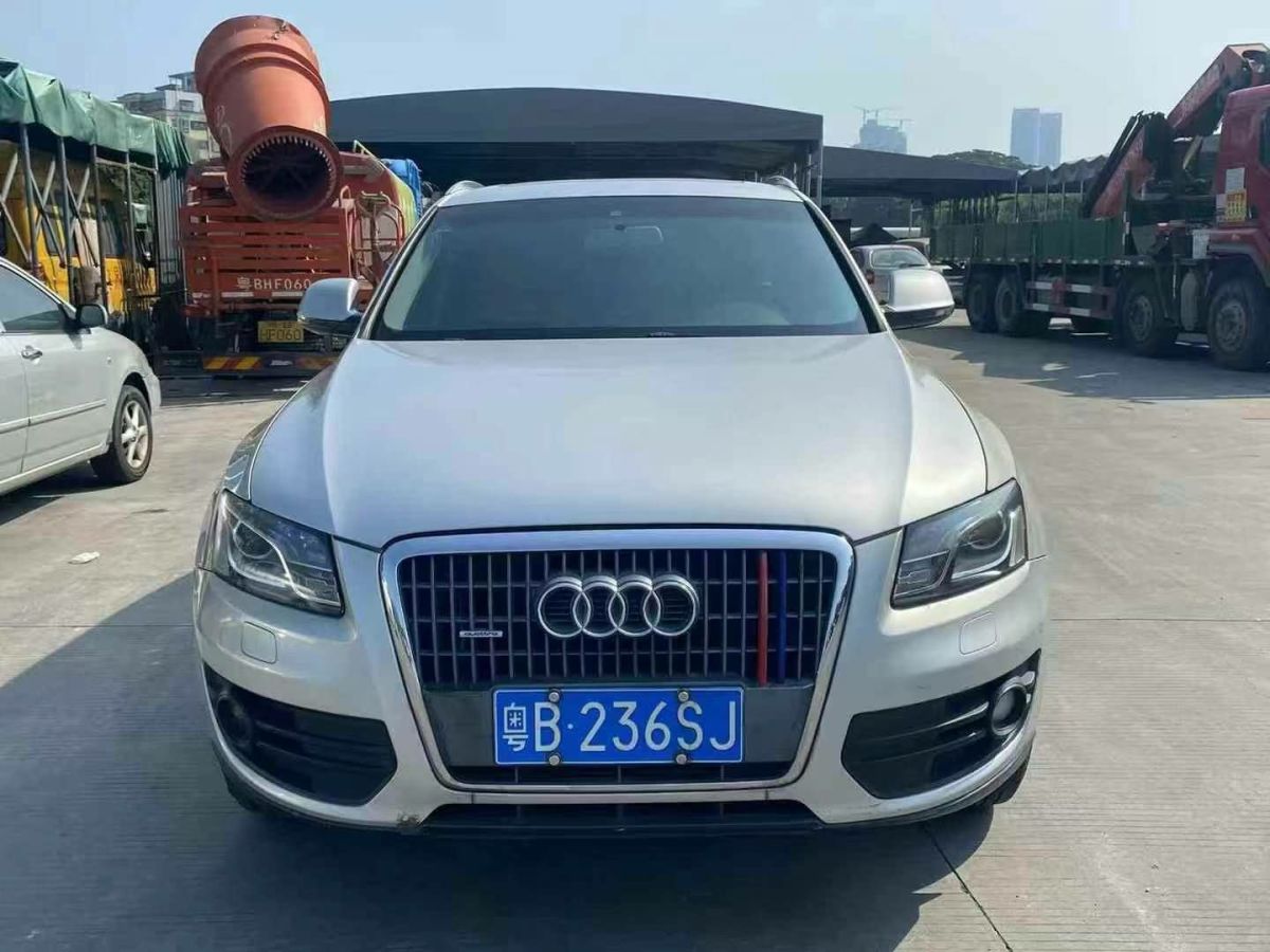 奧迪 奧迪Q5  2010款 Q5 2.0TSI 首發(fā)限量版運(yùn)動(dòng)版圖片